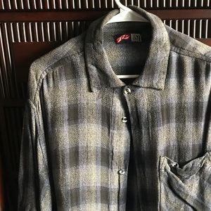 Short sleeved flannel 90s style